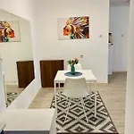Appartement Regina's Modern Apartment2 *