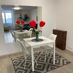 Regina's Modern Apartment2 *