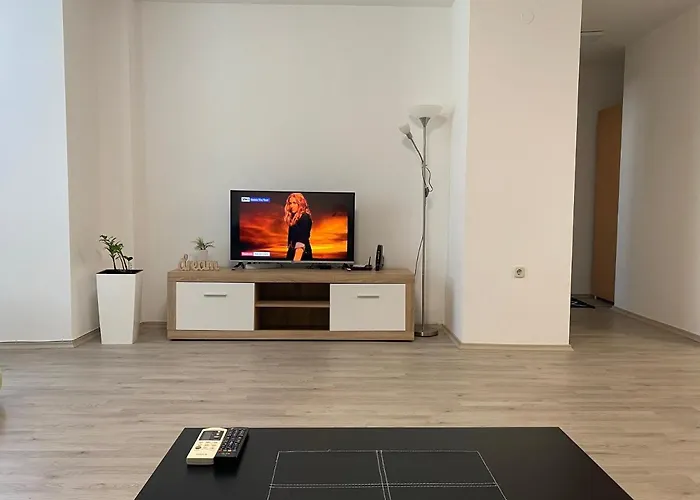 Regina's Modern Apartment2 *